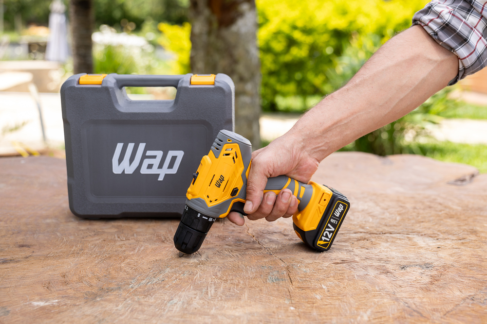 Parafusadeira e Furadeira WAP 12K3.2