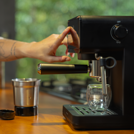 7899831337262 - 7899831337279 - WAP CAFETEIRA ESPRESSO DIGITAL WCM20 - 09