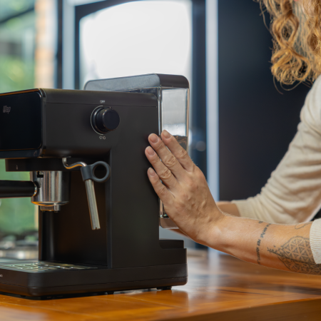 7899831337262 - 7899831337279 - WAP CAFETEIRA ESPRESSO DIGITAL WCM20 - 18